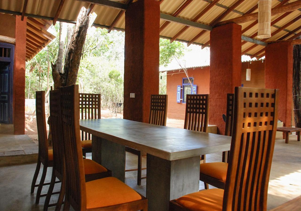 Back Of Beyond - Pidurangala Villa Sigiriya Ngoại thất bức ảnh